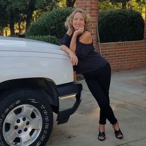 Meet your Posher, Michelle